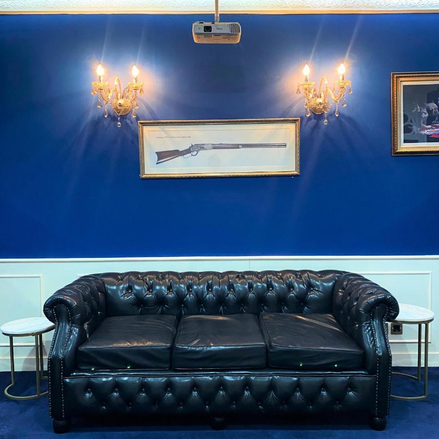 The Pleasure Dome Hotell Amed Eksteriør bilde